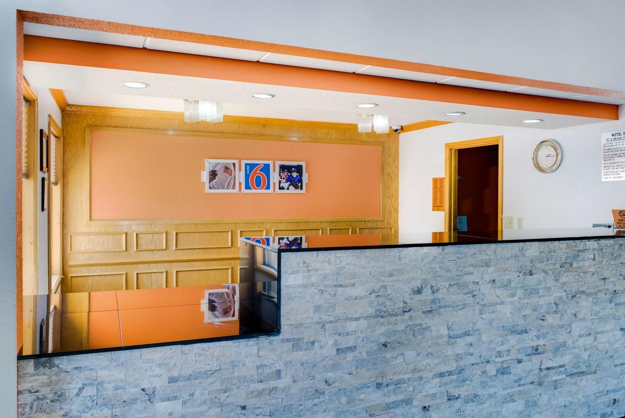 Motel 6-Richmond, In Exterior photo